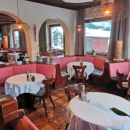 Pariente Hotel 3*
