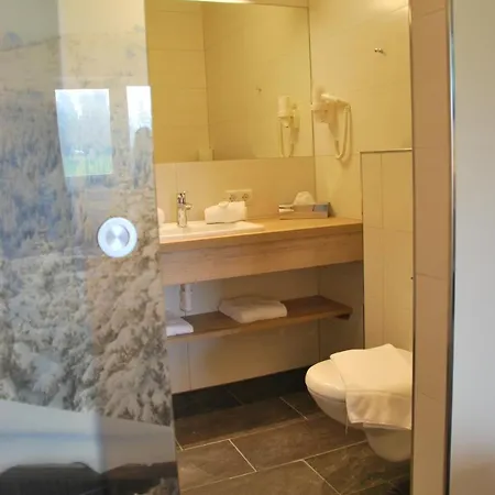 Pariente Hotel 3*